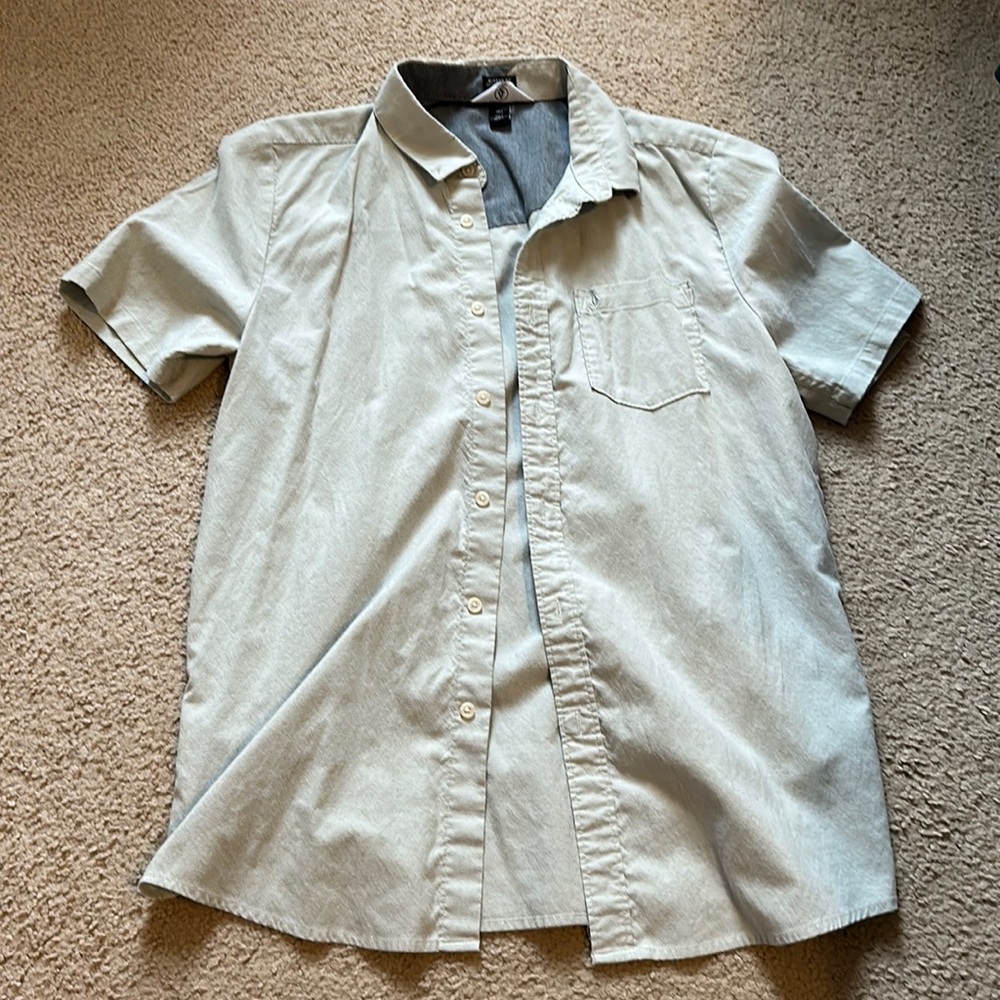 Volcom Men’s Button Up Shirt